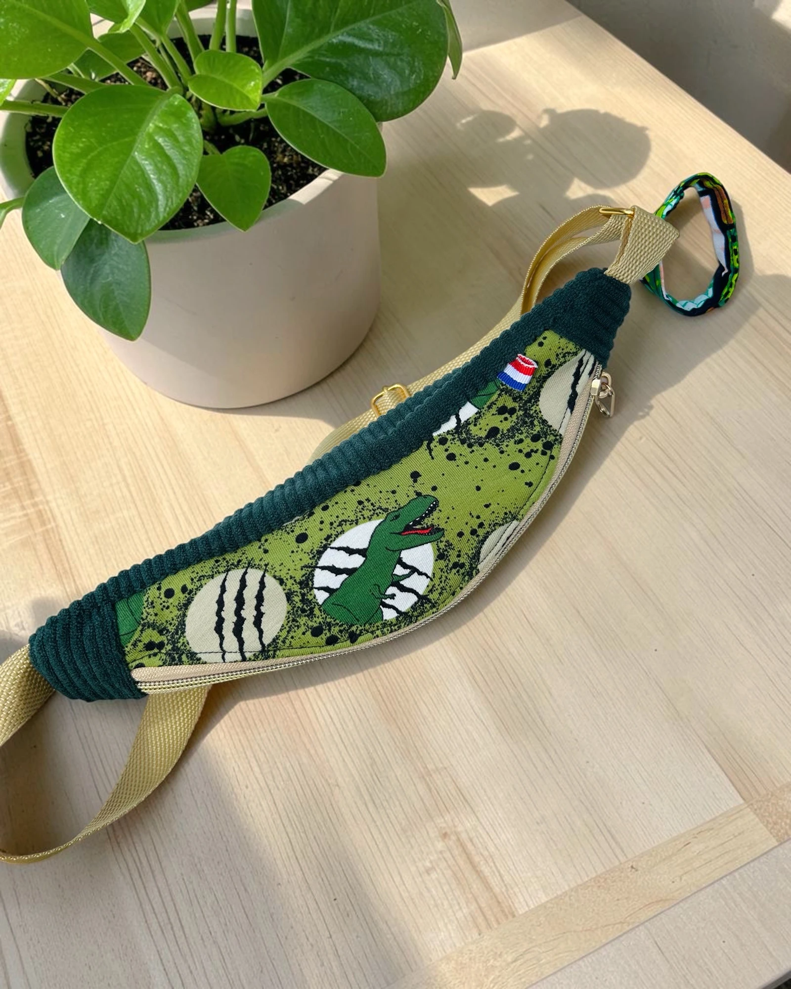 Bolsa de cintura infantil dinossauros – photo 6